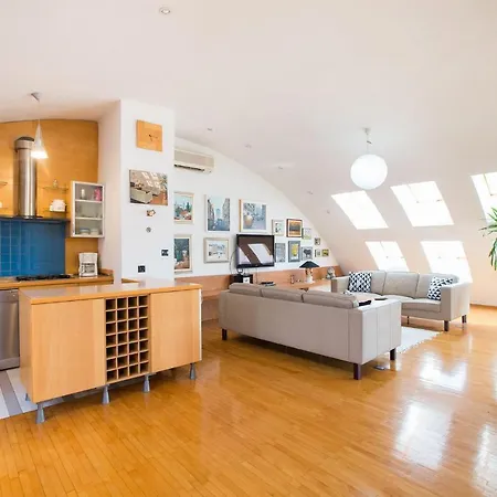 Penthouse Apartment With Private Parking Apartment Zagreb